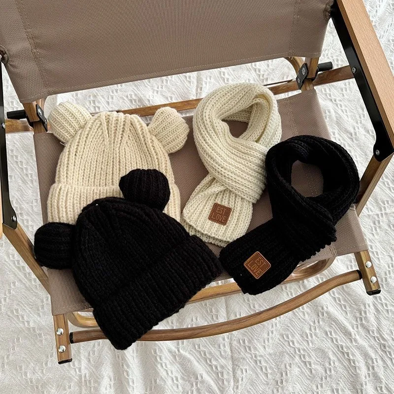 

Autumn and winter children's wool hat scarf set men and girls baby thickened warm set of knitted hat scarf winter