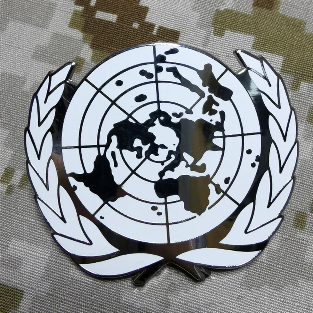 UN BADGE MEDAL UNITED NATIONS BERET CAP METAL PIN BROOCH COCKADE
