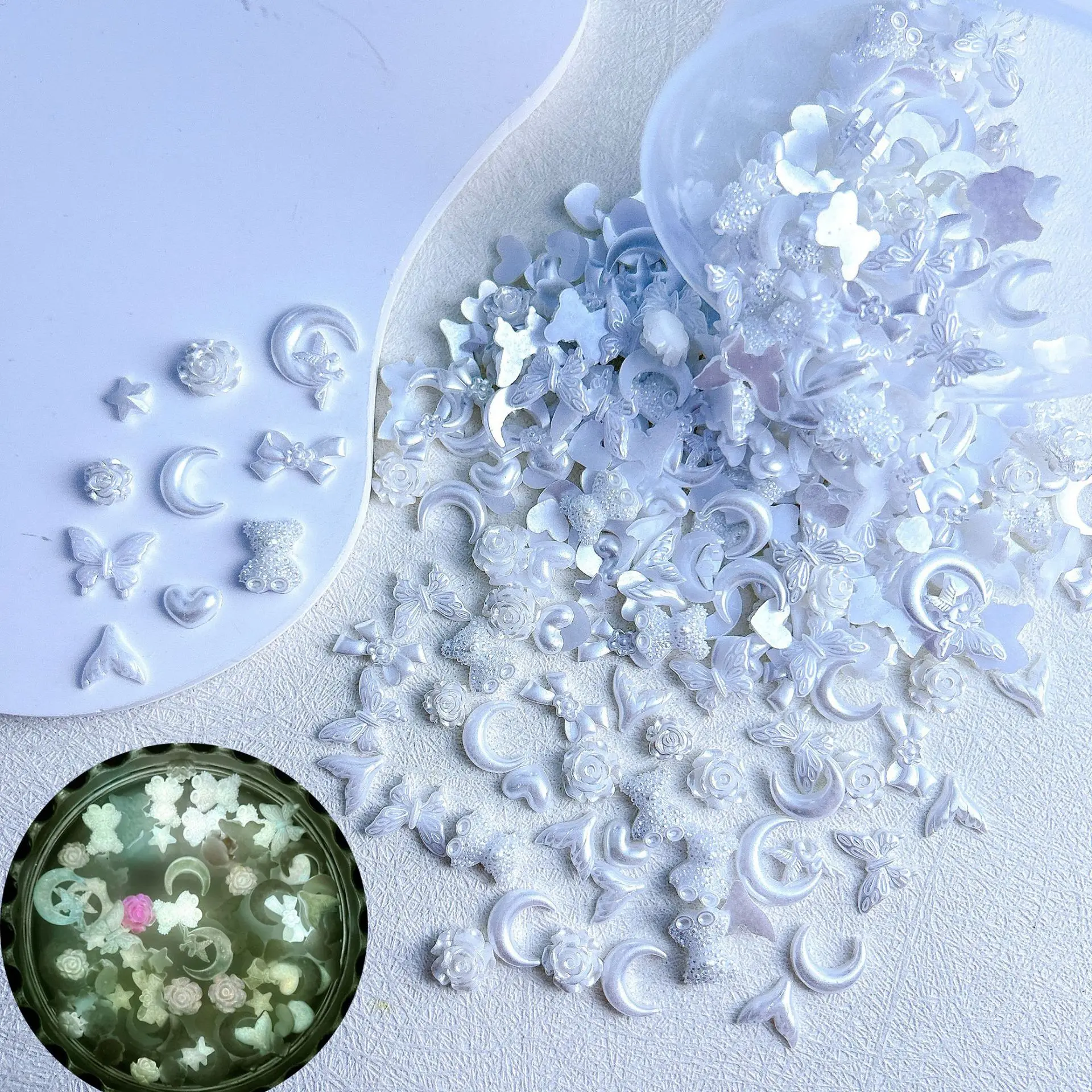 อุปกรณ์เสริมวัสดุทำมือแบบทำมือเสน่ห์เล็บสีขาว3D โบว์ปลาหางดวงจันทร์หมีหัวใจผีเสื้อสำหรับเล็บ