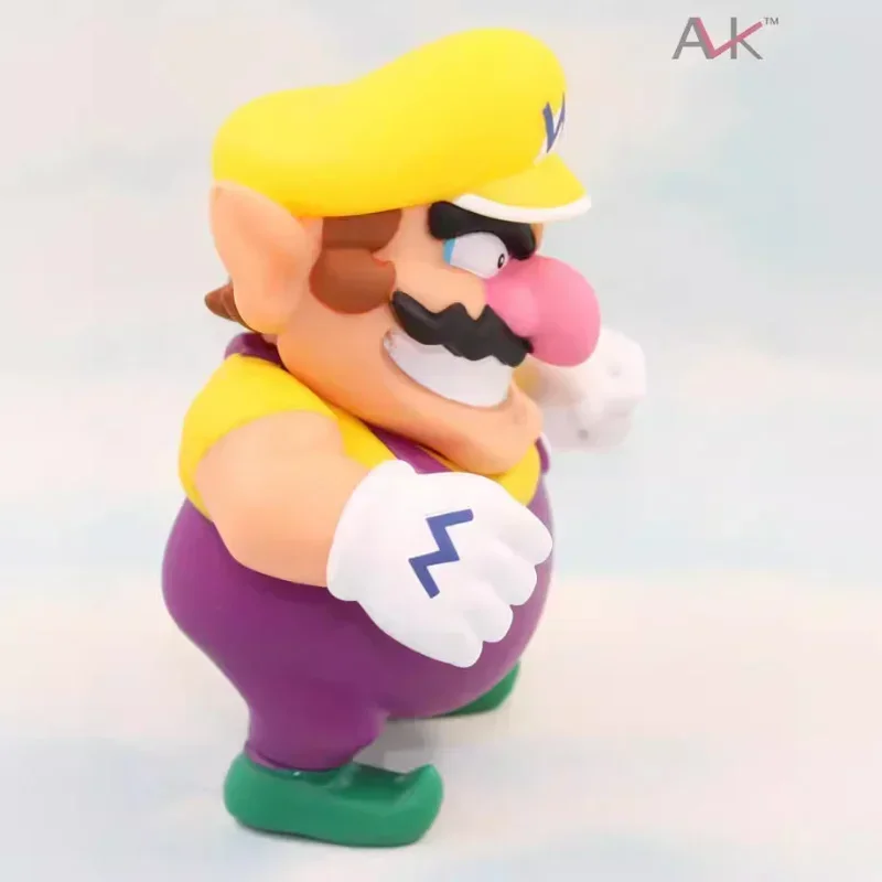 12 cm Gioco Marios Bros Anime Wario Action Figure Kawaii Modello da collezione Giocattoli Decorazione desktop Ornamenti Regalo di compleanno per bambini