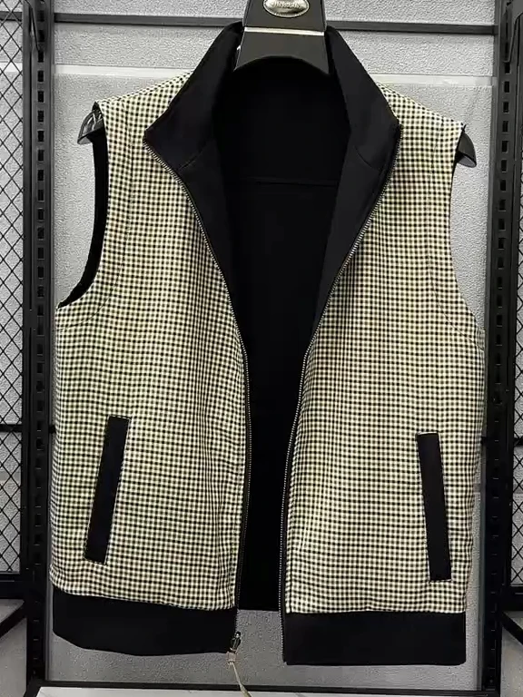 

Новая мужская двусторонняя жилетка с воротником-стойкой, модная, универсальная, высокого качества, приталенного кроя, с декоративной молнией, повседневная