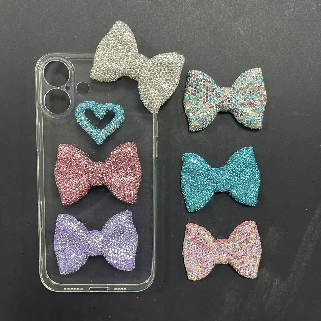

2Pcs Fully Diamond Butterfly Bow Sweet Adorable Luxury DIY Junk Phone Case Ipadcase Decoration Charms Kawaii Bag Accessories