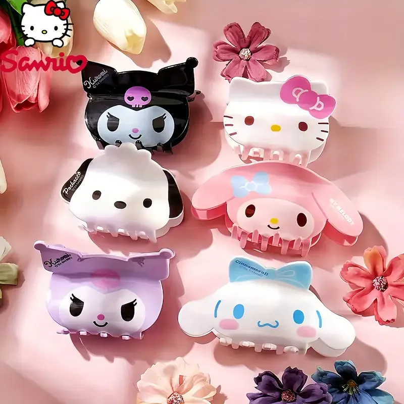 

6pcs Sanrio hair clips and hair claws for women, simple, cute, and in an anime and cartoon style for hair adornment