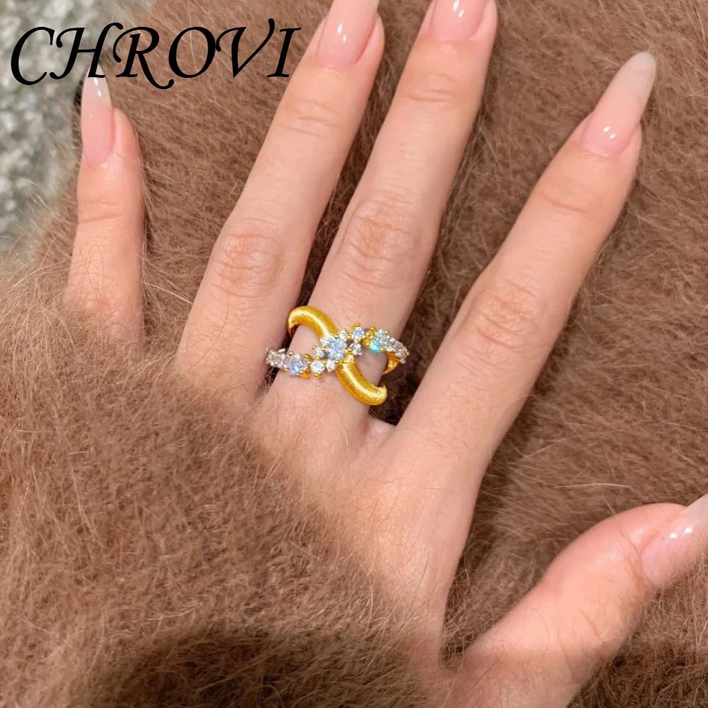 Luxury-Style 925 Sterling Silver Diamond-Inlaid Shimmering Ring with Textured Irregular Cross-shaped Finger Ring for Women