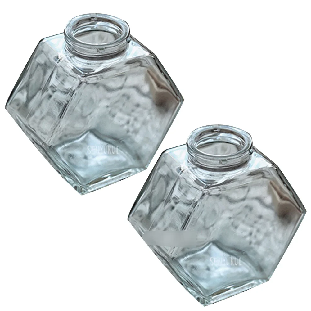 

2Pcs Glass Honey Jar Hexagonal Shape Wooden Lid Spiral Design Slow Drip Clear Honey Pot Glass Container Clear Jars