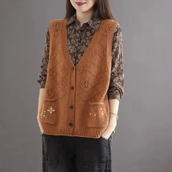 Spring Summer Womens Waistcoat Knit Cardigan Sleeveless Tops Vintage Vest Korean Fashion Hand Knitted Sweater Hook Flower Pocket