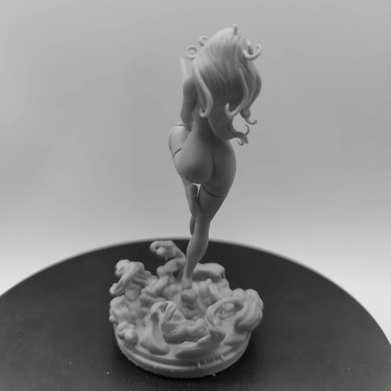Glorious Battle Girl Nsfw Diy 1/24 Scale 90mm Height resin assemble Model Kit Unassembled and Unpainted Statuettes Toy