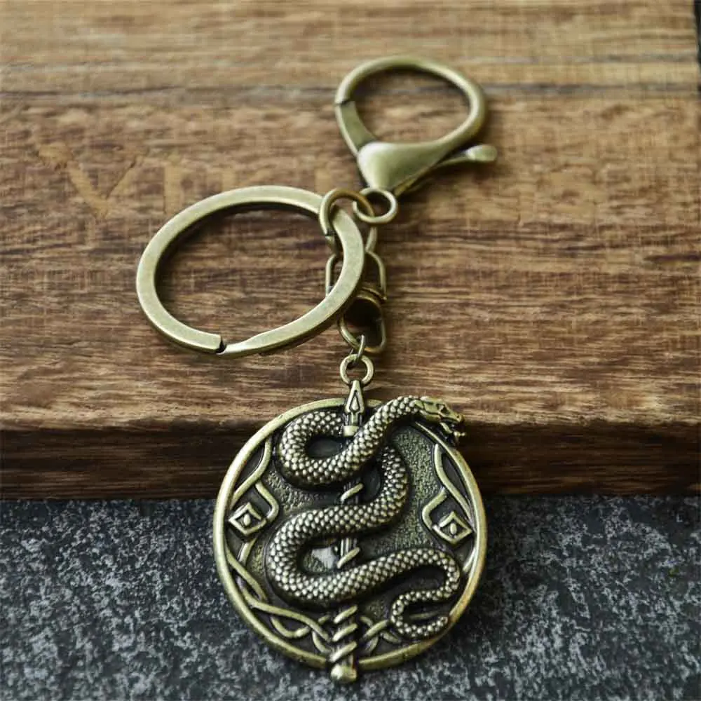 Gothic Snake Keychain For Mens Womens Bag Charms Car Souvenirs Key Ring Accessories Jewelry
