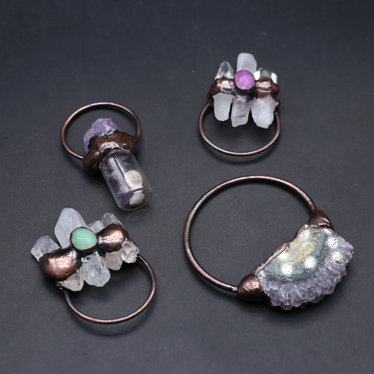 4PCS Random Irregular Natural Stone Amethysts Clear Quartz Pendant Reiki Jewelry Making DIY Necklace Earrings Accessories Gift