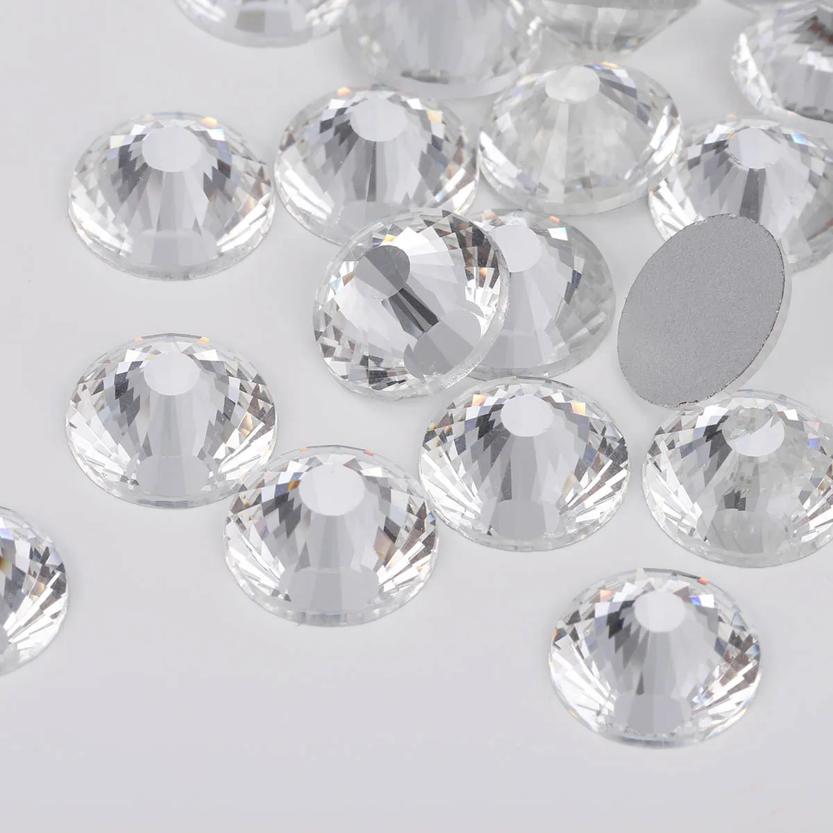 144Pcs Hot Selling Silver Bottom White Flat Diamond Water Diamond DIY Nail Diamond Phone Case Shoes Clothing Accessories