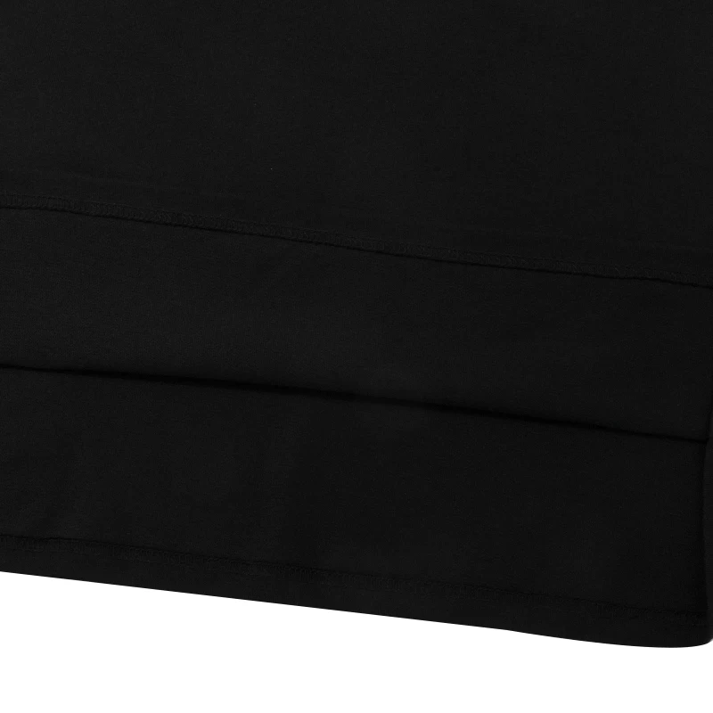 تي شيرت Nike Men's as m Nsw Man Fen Pocket Tee Gc برقبة دائرية قابلة للتنفس بسيط وأكمام قصيرة Hf6594-010