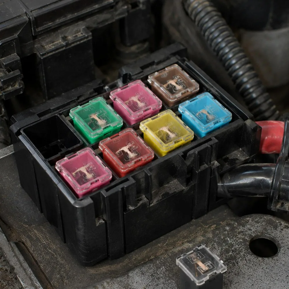 Mini Short Box Fuse 32V 20A to 80A Time Delay Copper Element Car Circuit Overload Protector for Auto RV Truck Motorcycle Vehicle
