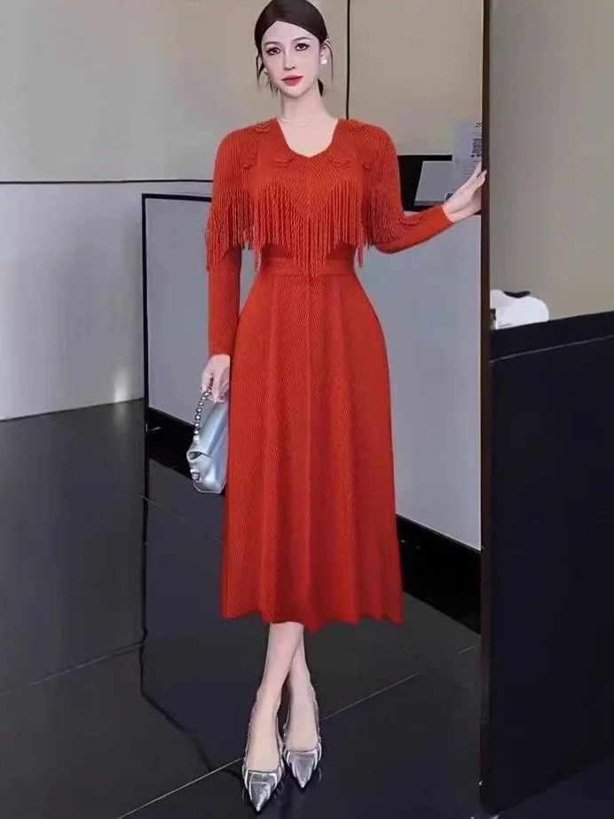 2025 Autumn New Miyake Pleated Dress Fashion Nail Diamond Fringe Flower Temperament Loose Women's Long Dress