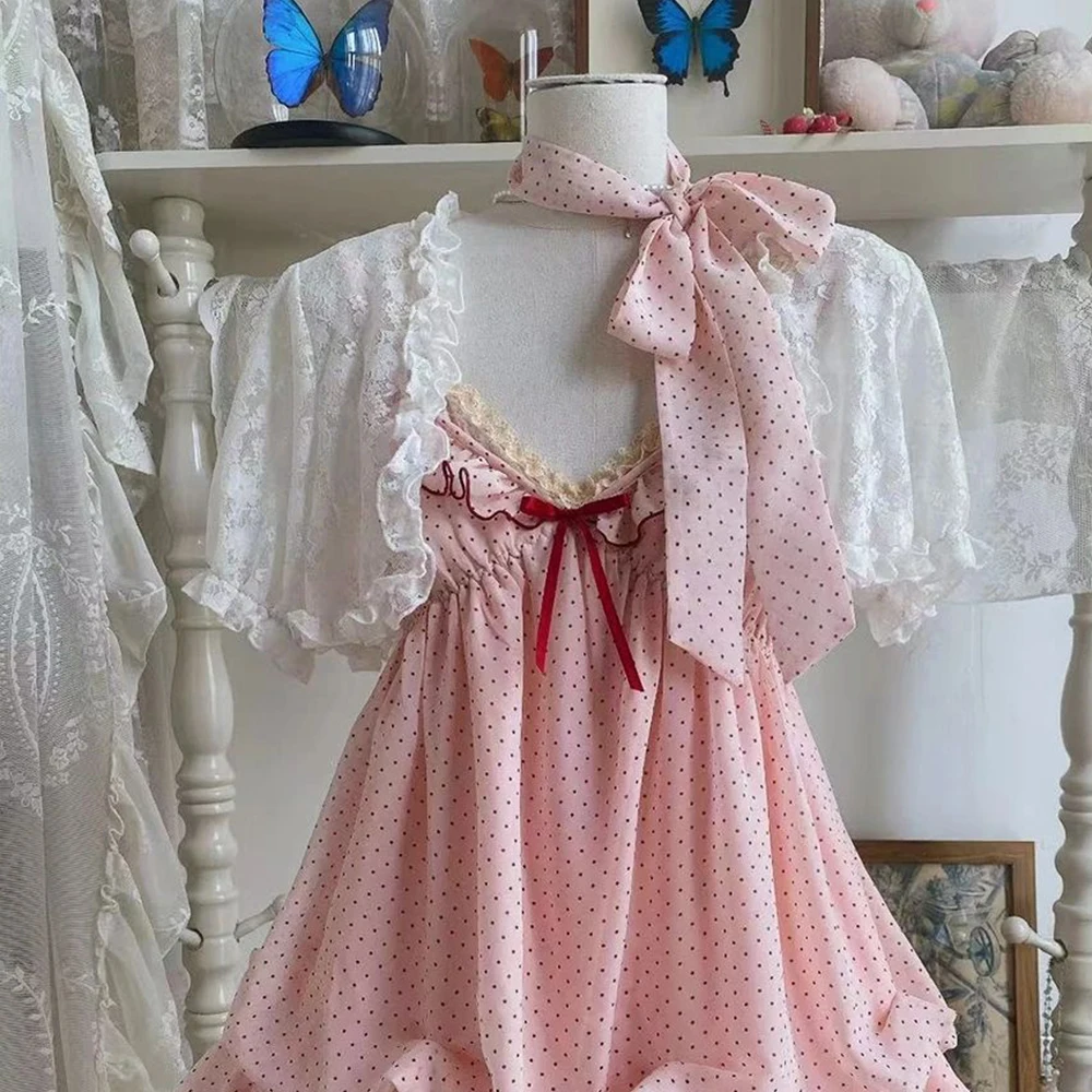 Vestido Rosa Kawaii Lunares Volantes - usage example