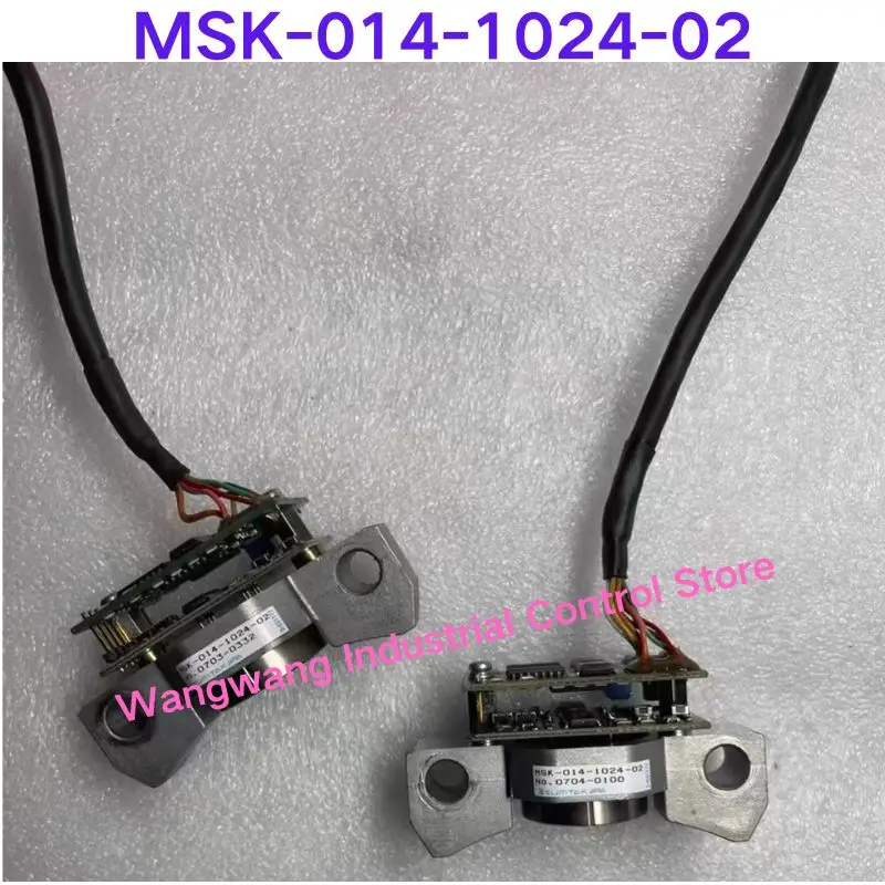 

Б/у, проверенный, исправный электрический шпиндельный энкодер MSK-014-1024-02