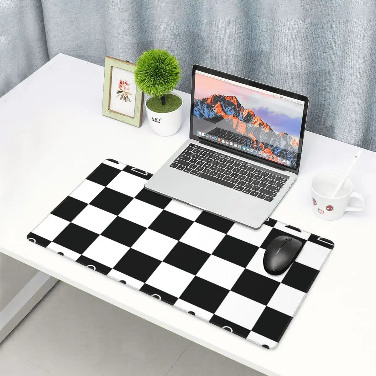 Large Mouse Pad Chess Board Black And White Grid Checkered Gamer PC Laptop Mats Keyboard CarpetAccessories Desk Mat