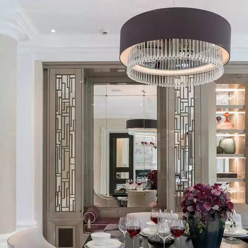 2025 Minimalist Cry…