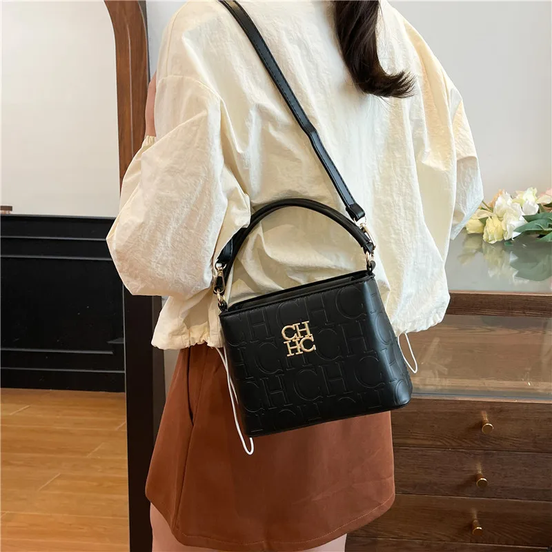 ​Designer Letter Print Bucket Bag for Women, Multiway Shoulder & Crossbody Bag, Spacious Bohemian Tote Purse, Trendy Daypack​