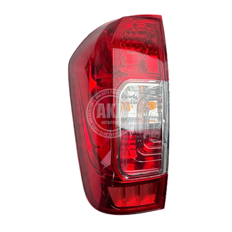 Car Rear Tail Light Assembly For Nissan Navara NP300 D23 2015-2019 Dongfeng DF6 Turn Signal Light  Brake Tail Lamp