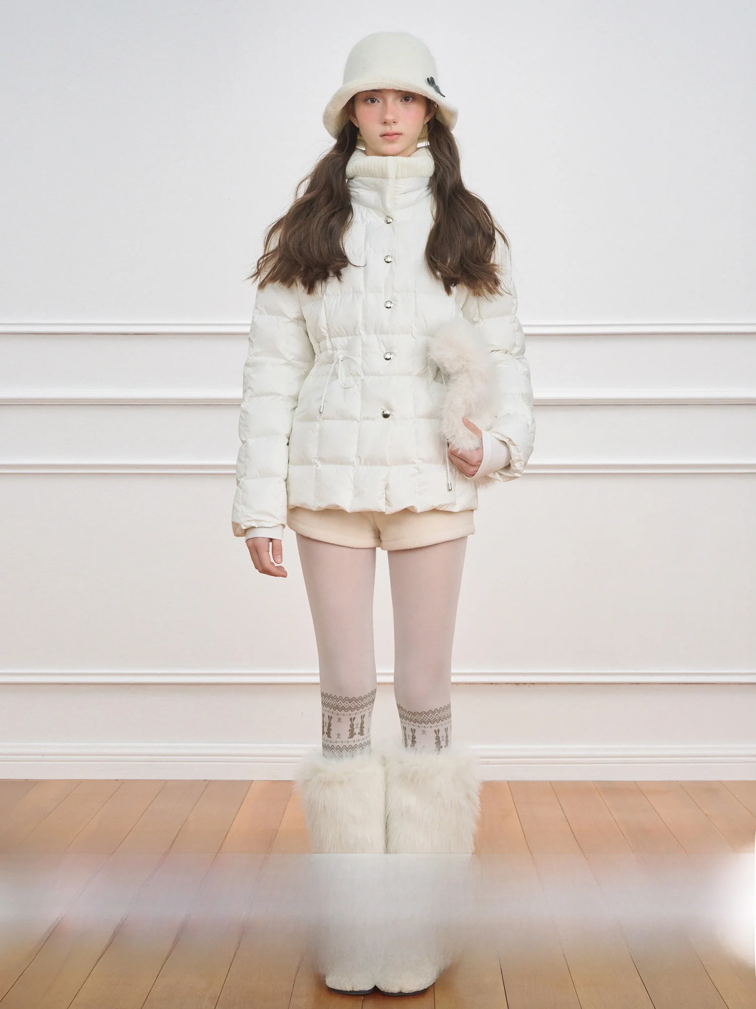 

Женская приталенная пуховая куртка NECY: легкая, теплая, с 90% белым утиным пухом, с поясом на талии, стройнящая, зимняя верхняя одежда