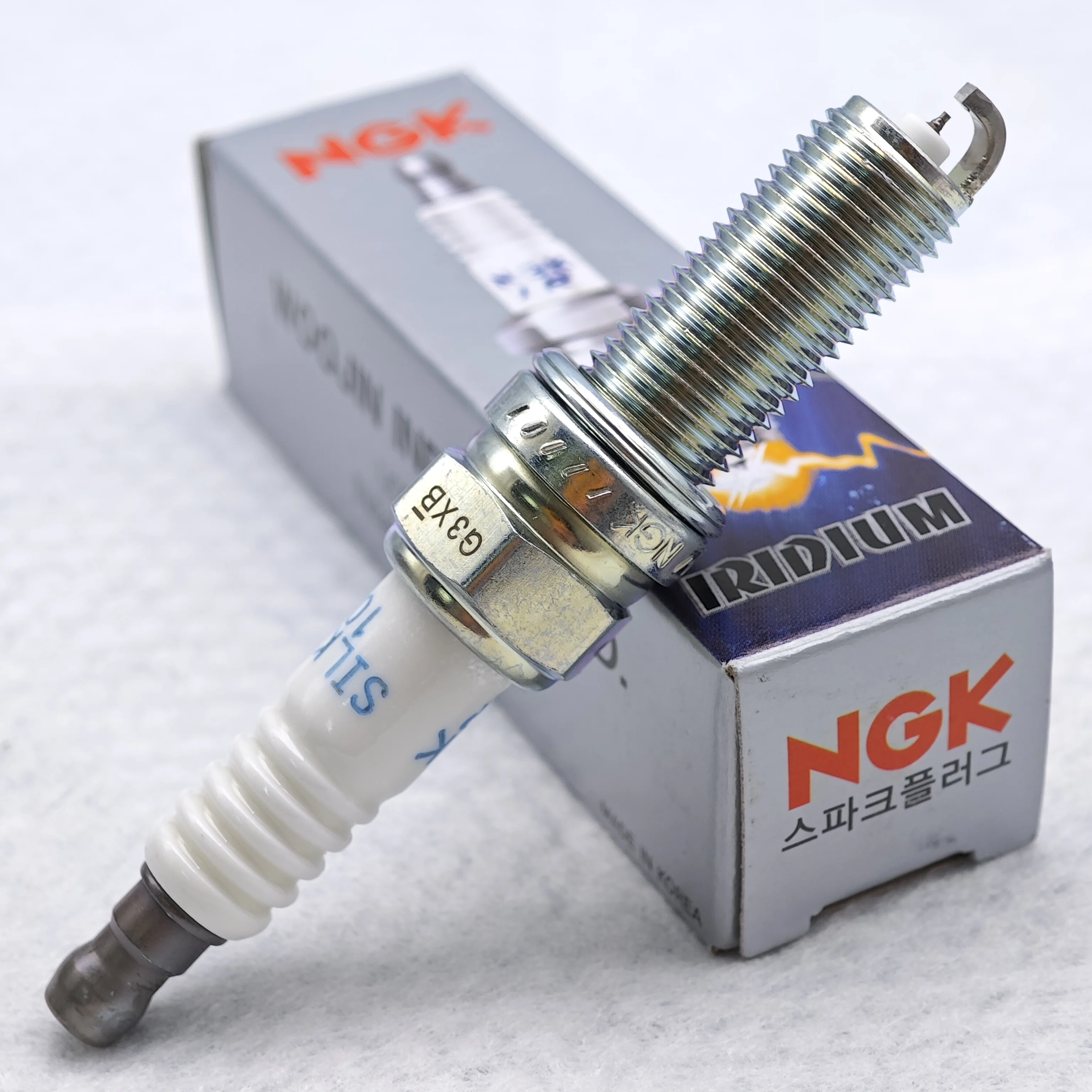 1pcs Original NGK Iridium Spark Plug SILKR6C10E Upgrade LKR6F-10