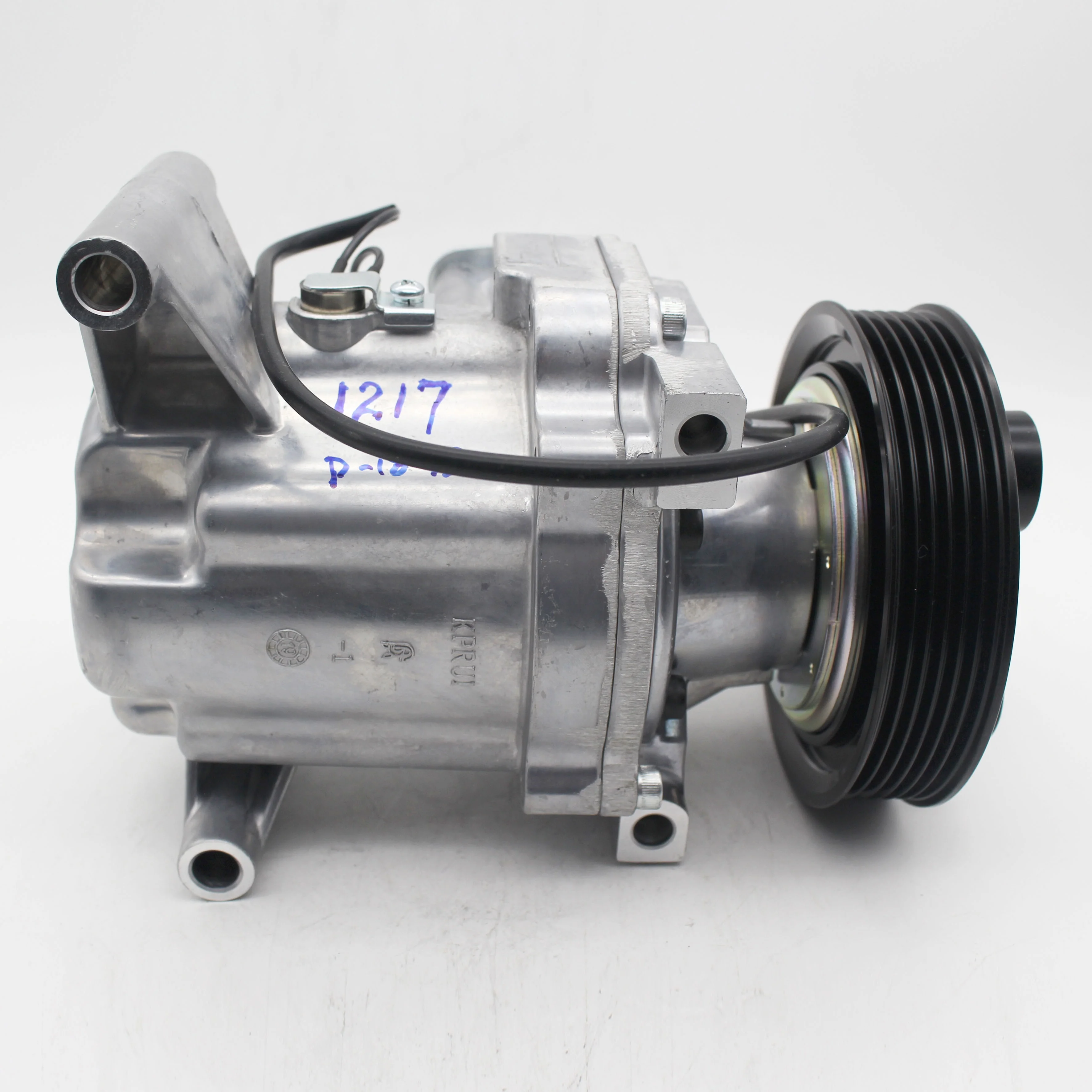 Air Conditioner Compressor For  2 1.3, KPR 1217, OEM D65161K00C Air Conditioner Car Ac Compressor
