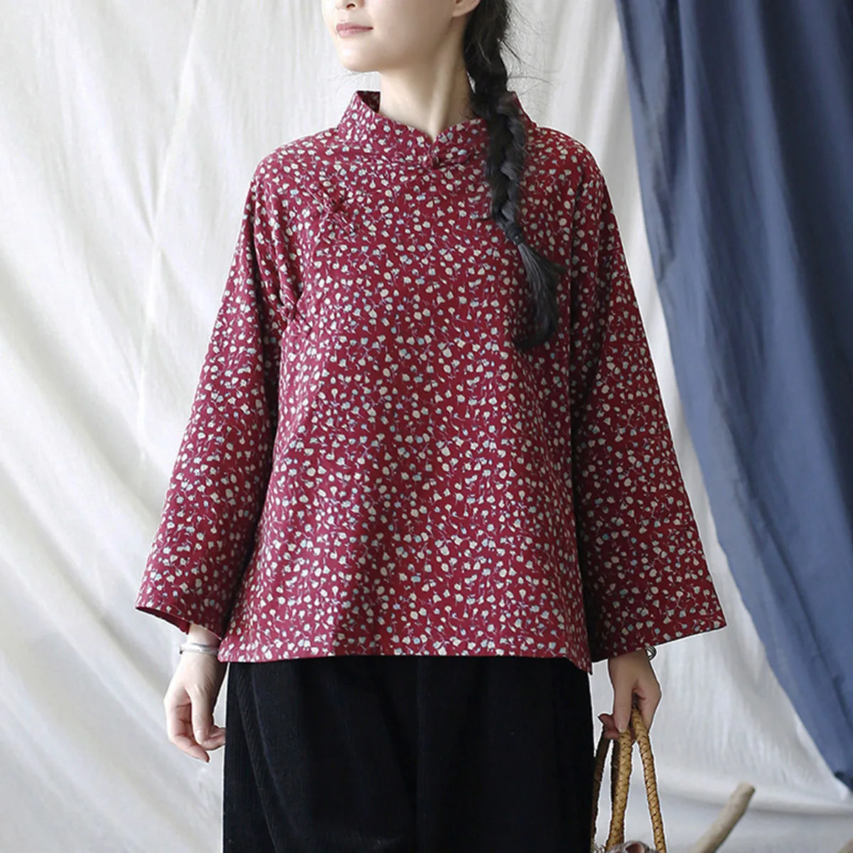

Double-Layer Cotton-Linen Floral Country-Style Long-Sleeved Women Shirt Chinese 80s Vintage Nostalgic Side-Opening Buttoned Top