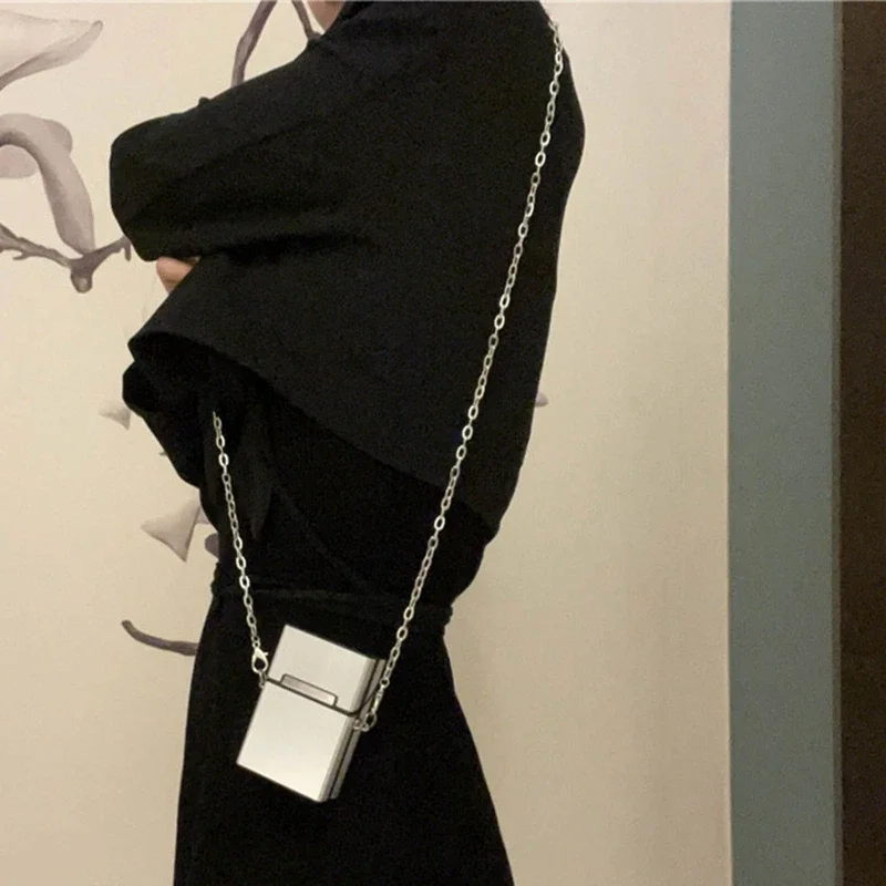 Metal Crossbody Bags Hard Purse Gothic Punk Style Mini Shoulder Bag Silver Chains Handbags Women Cool Pocket Pack Fashion Purses