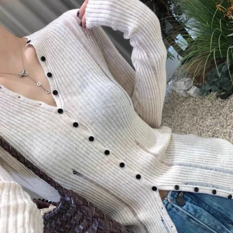 여성용 가을 신상 슬림핏 브이넥 가디건 베이스 탑 긴 소매 홀로우드 아웃 싱글 브레스티드 니트 스웨터