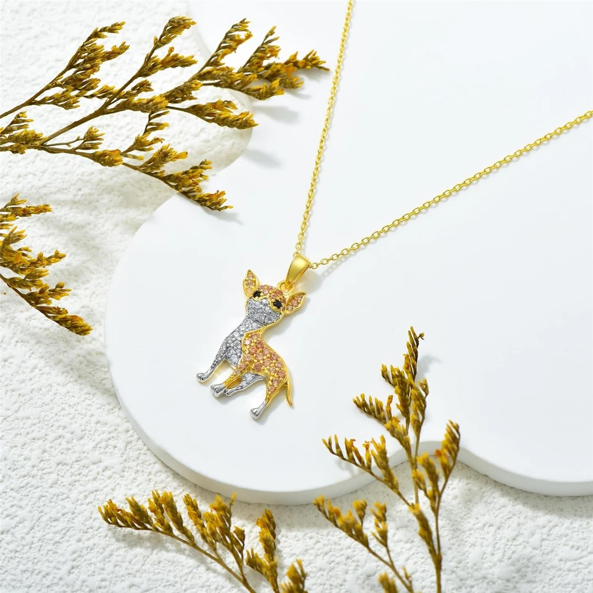 Creative Cute Golden Chihuahua Pendant Necklace for Women Exquisite Pet Puppy Jewelry Accessories Dog Lovers Holiday Gifts