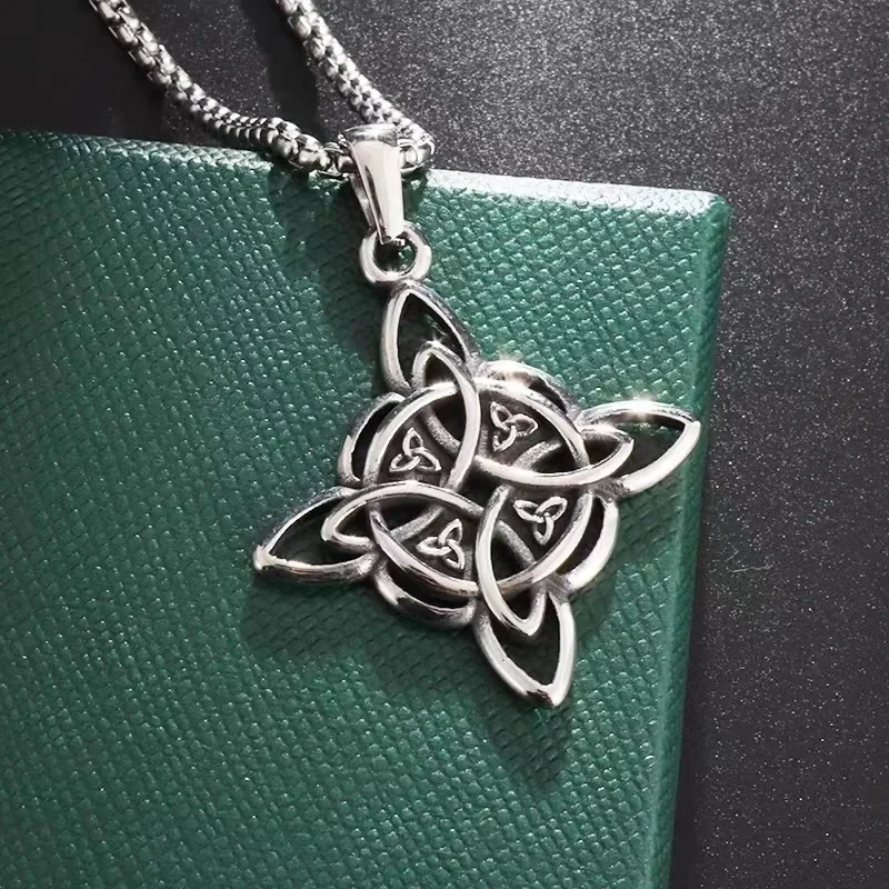 

2024 Vintage Viking Celtic Knot Pendant Necklace Personalized Retro Domineering Necklace Pendant for Men