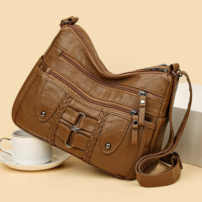 New Fashionable Large Space Woven Messenger Bag Korean Version Simple Atmosphere Multi-compartment Soft Leather Bag