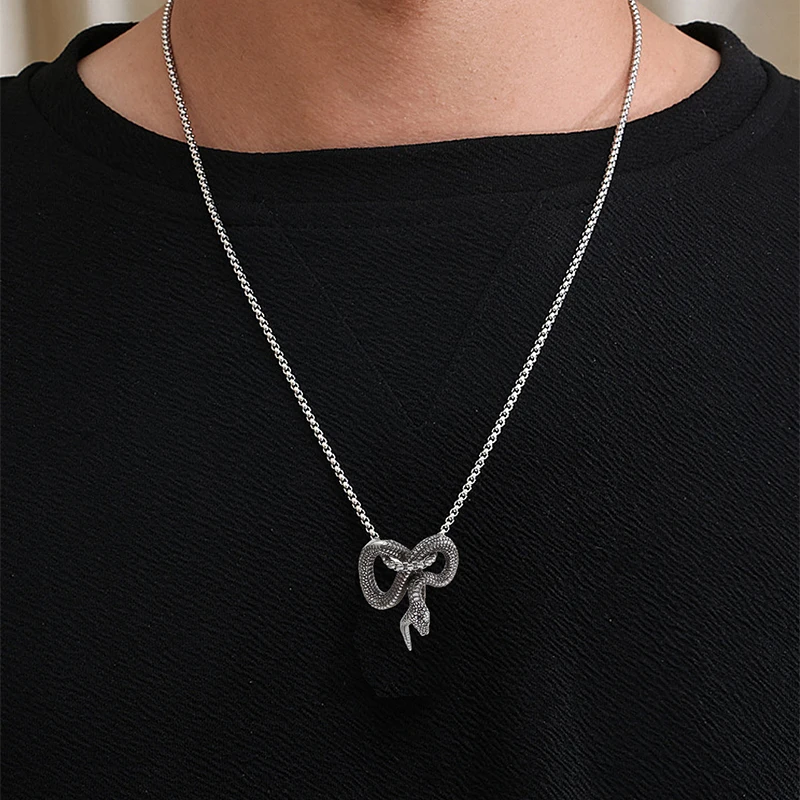 New stainless steel snake pendant with retro personality python titanium steel necklace pendant