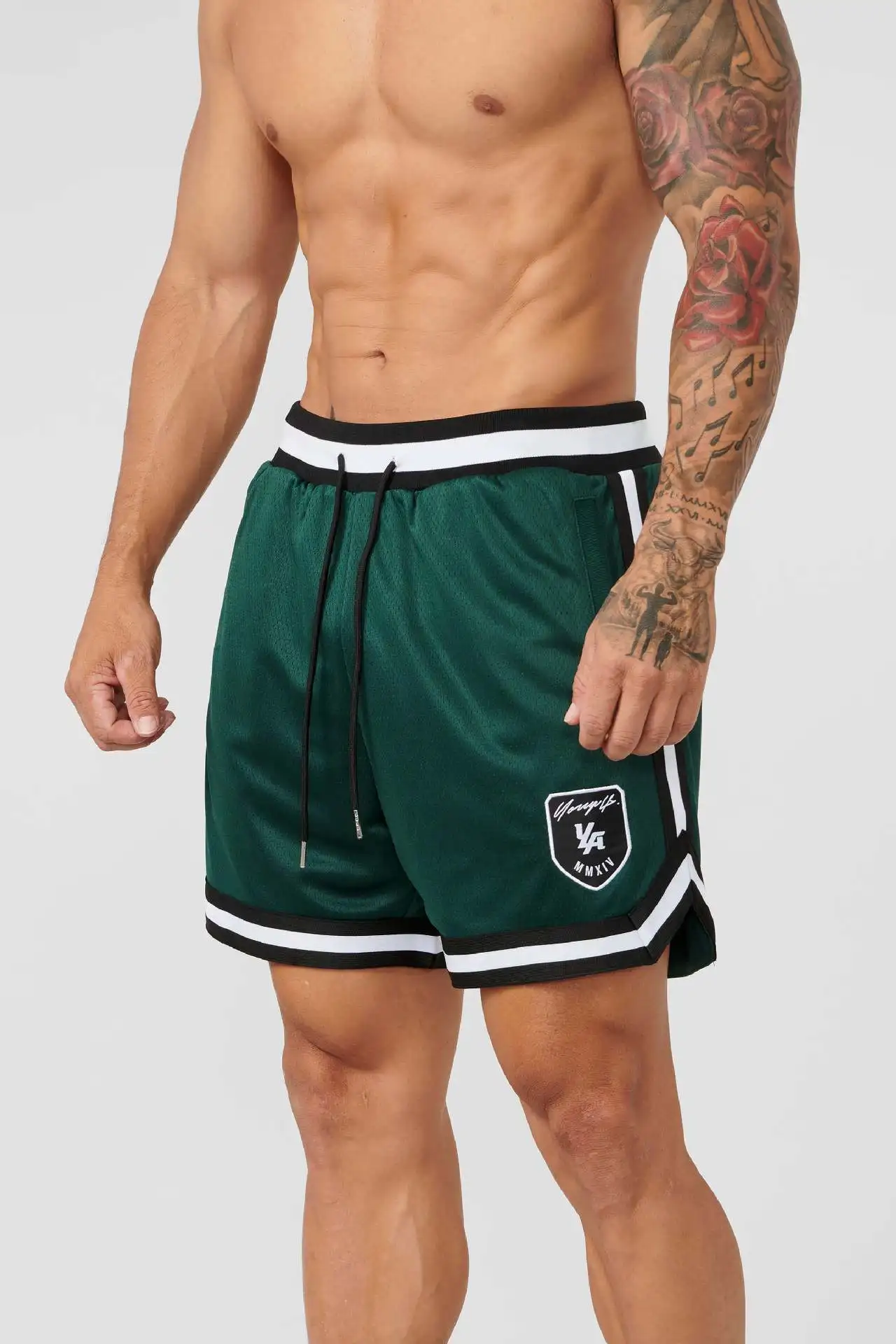 Men's casual shorts, five quarter double layered shorts, men's iron sports, bodybuilding, mesh breathable training hot pants