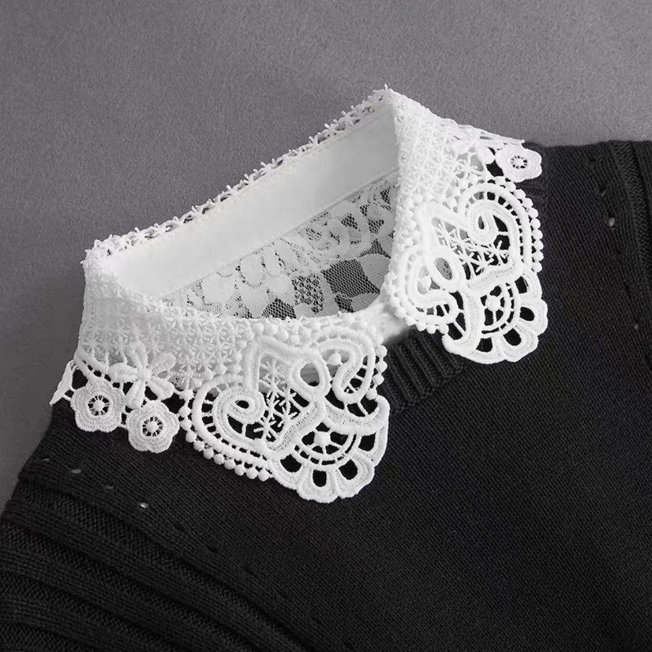 New Women Breathable Casual Shirt with Fake Lace Doll Collar