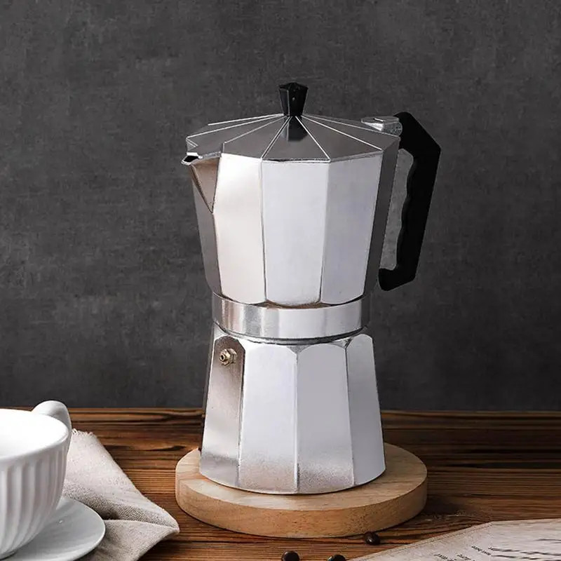 

Italian Coffee Maker Moka Coffee Pot Italian Espresso Maker Easy to Operate Espresso Cup Moka Pot Makes Delicious Coffee