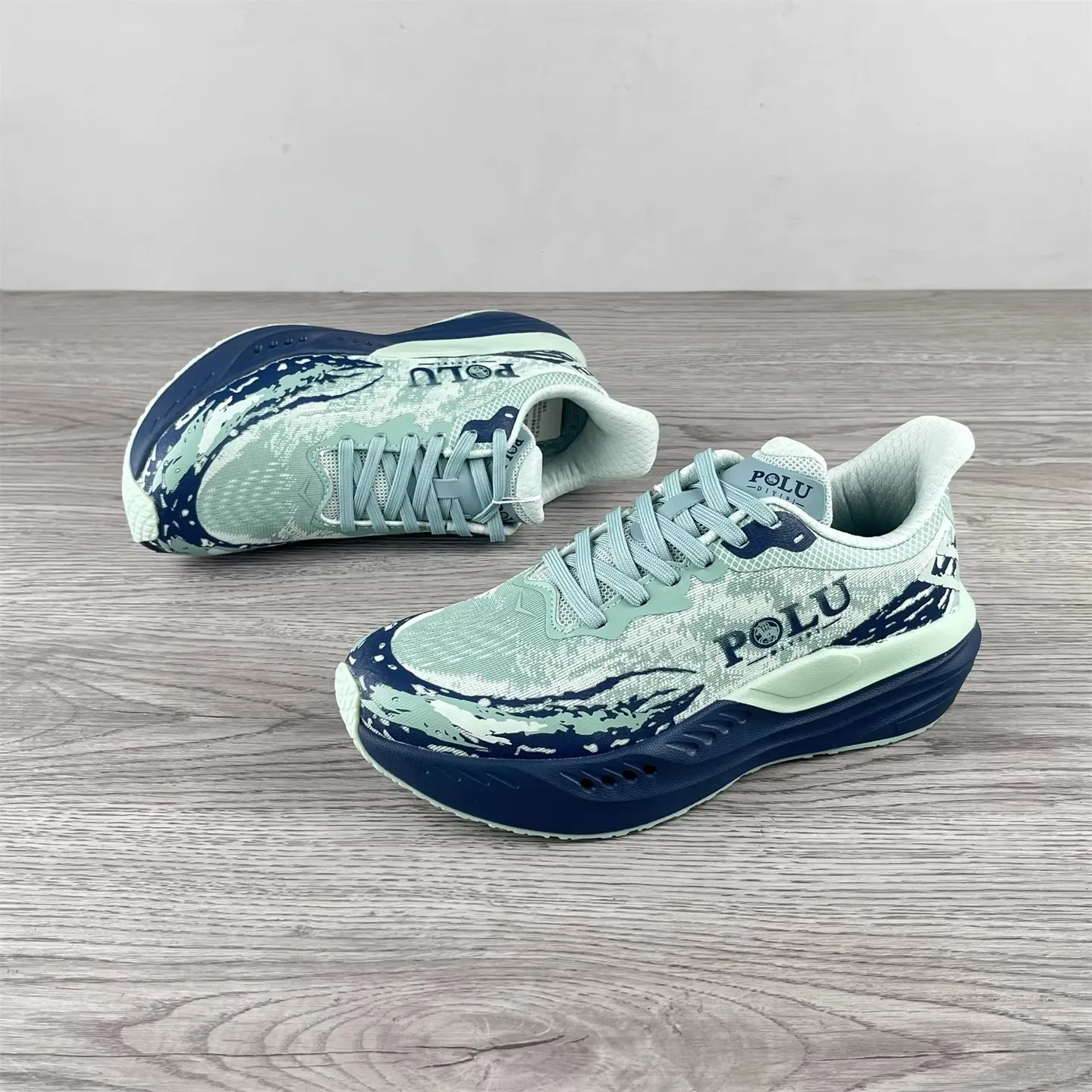 2025 New Arrival Best-Selling Unisex Breathable Durable Slip-Resistant Walking Shoes Casual Shoes Very Good