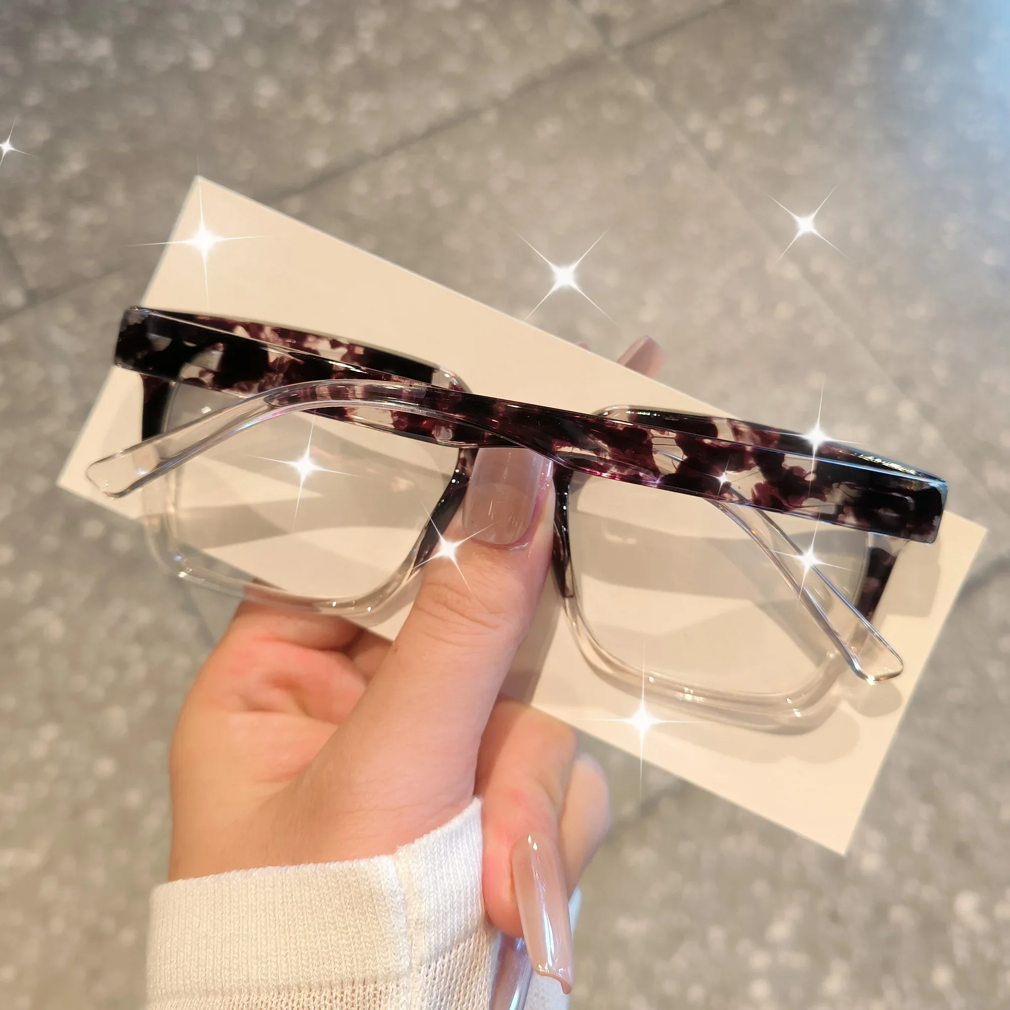Lesebrille im Oprah-Stil für Damen und Herren, quadratische Computerlesebrille mit Federscharnier, +1,0 bis +4,0 – Detail 14