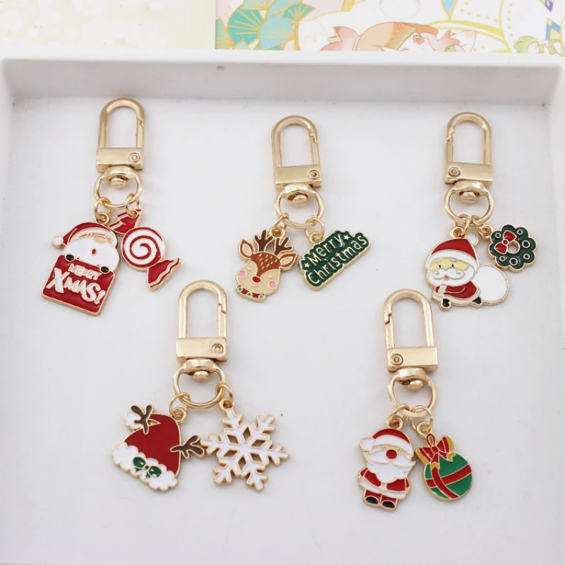 

New Cute Christmas Keychains Enamel Santa Tree Zinc Alloy Fashion Key Rings for Bags Cars Gift for Family Couples Friends