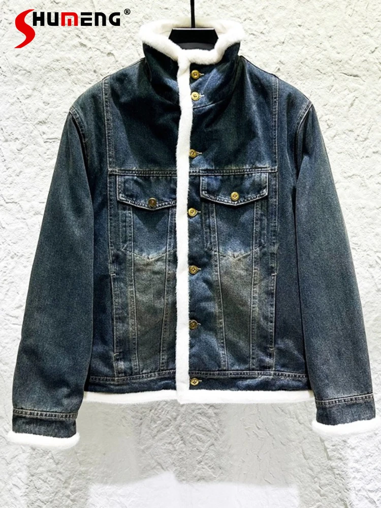 

Мужские зимние новые теплые утолщенные плюшевые джинсовые куртки 2025 года, мужские свободные удобные джинсовые куртки с длинными рукавами, шикарные джинсовые пальто