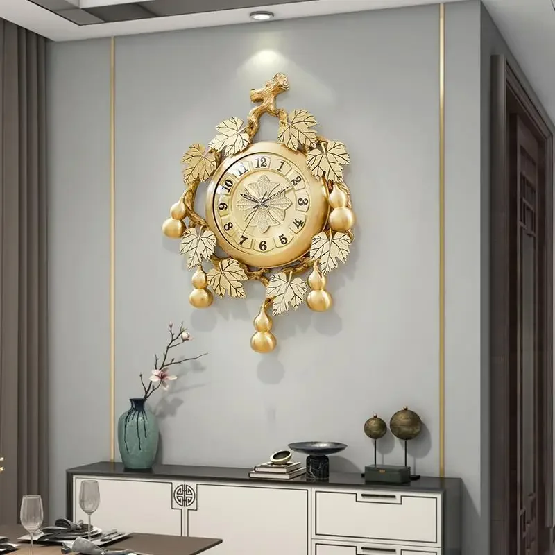 

Минималистичные модные настенные часы, скандинавские эстетические креативные бесшумные дизайнерские настенные часы, металлические настенные часы, Murale, домашний дизайн