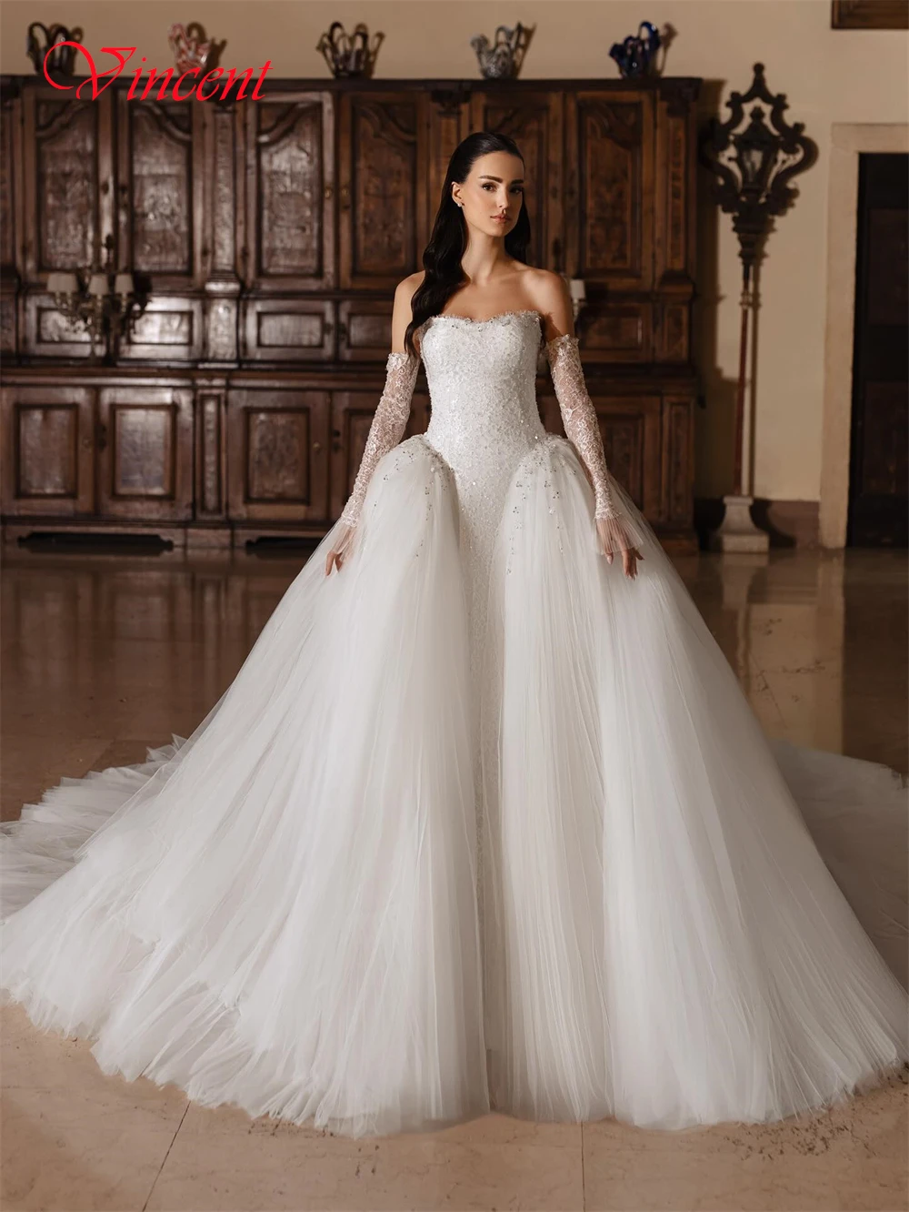 Aangepaste eenvoudige witte organza avondjurk Klassieke strapless mouwloze trouwjurken Delicate kanten rugloze bruidsjurken