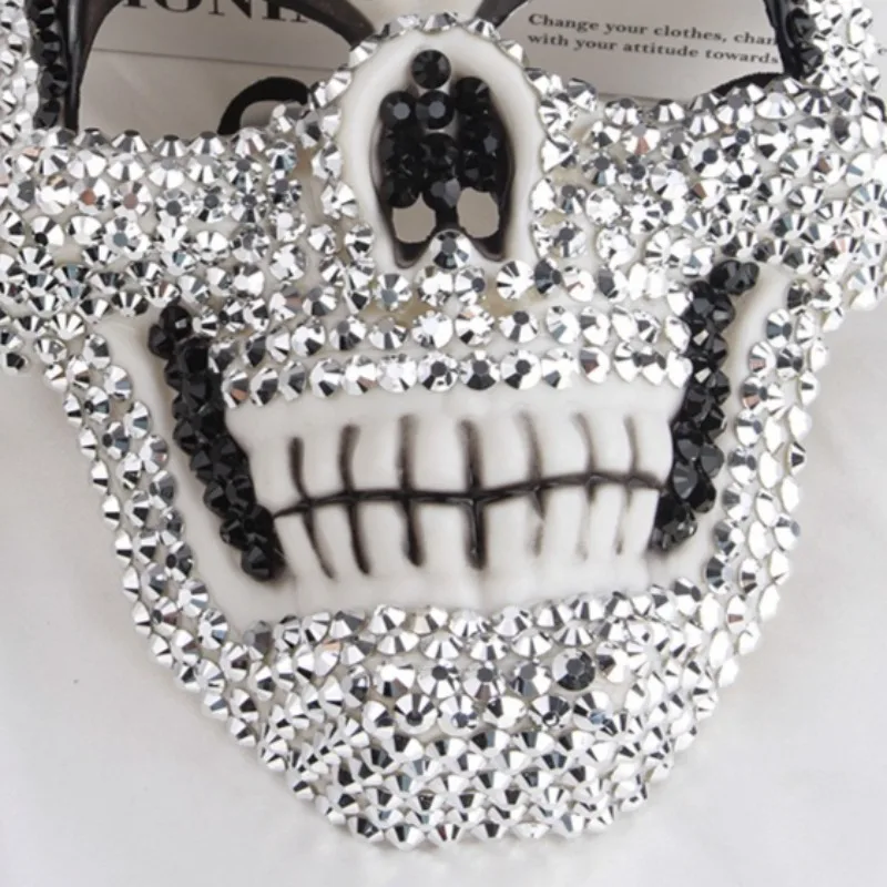 ​ ​ ​ ​ ​ ​ ​ قناع تنكر أنيق من حجر الراين لحفلات الهالوين وقناع عين على الطراز البندقية المتلألئ للنساء والرجال