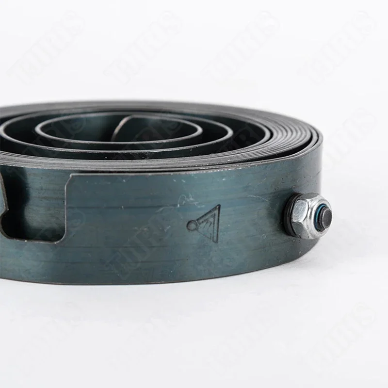 Professional Laboratory Technician Springs Centrifugals Castings Machine Model Castings Machine Crucible Centrifuges