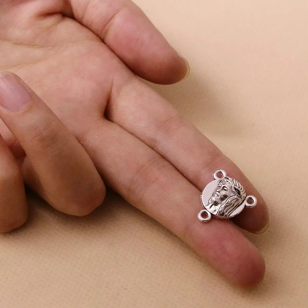 20 قطعة سيدة مريم العذراء عقد الرضع يسوع الوردية محور يسوع المسيح الوردية مركز موصلات DIY بها بنفسك مجوهرات اكسسوارات