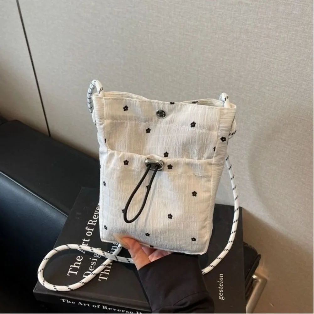 

Fashion Lightweight Crossbody Bag Flower Printed Korean Version Message Bag Solid Color Phone Bag Women