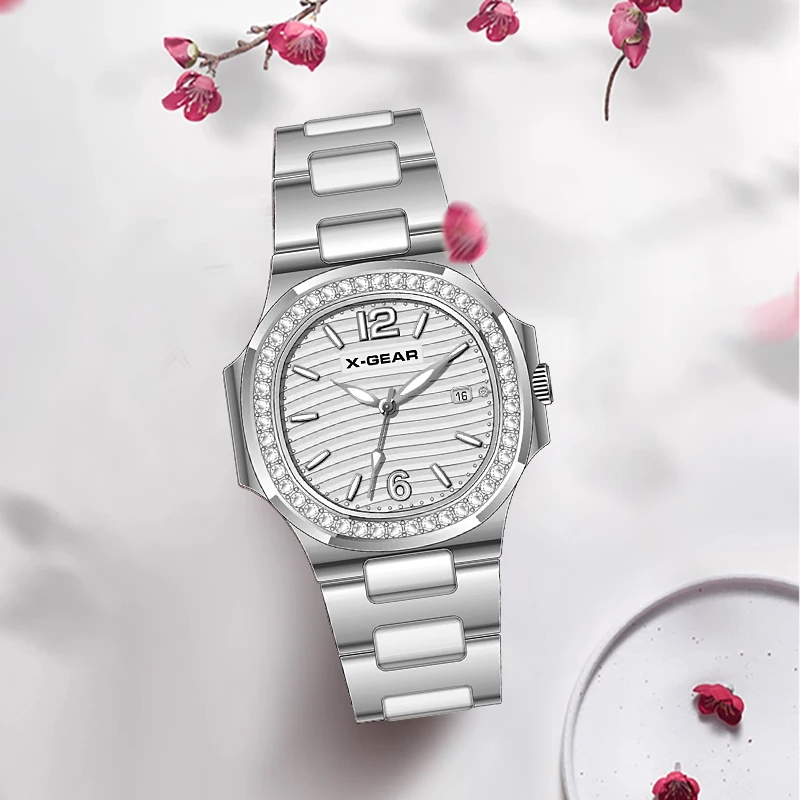 ساعة نسائية ريترو فاخرة 2025: مينا فضية كبيرة الحجم، حزام من الفولاذ المقاوم للصدأ، حركة كوارتز مع وظيفة التاريخ