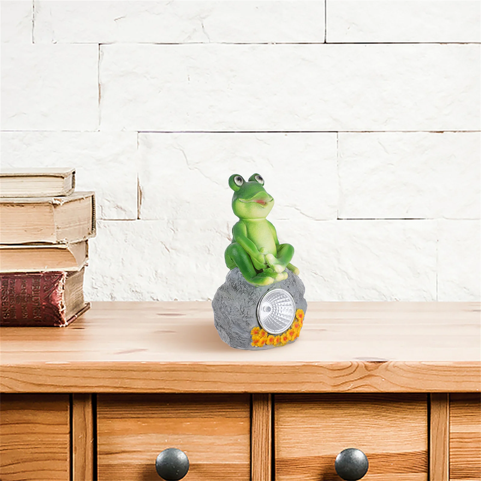 

Durable Frogs Solar Lamp Creative Design for Garden Yard Patio Courtyard Home Decoration Lighting Frogs Shape Solar Lamp