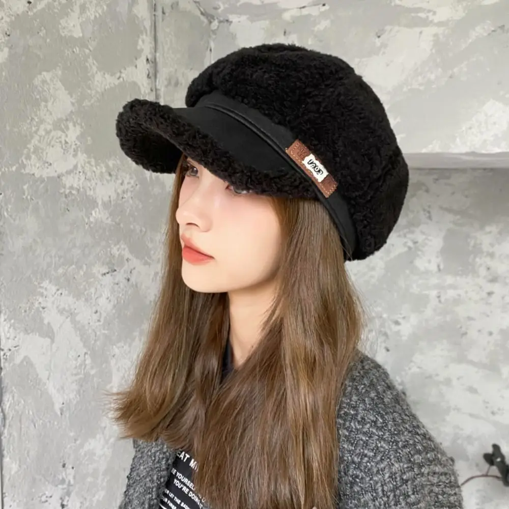 2025 Lamb Hair Octagonal Hat For Women's Korean Fashion Duck Tongue Hat With Plush Bud Hat, Fashionable British Retro Artist Hat