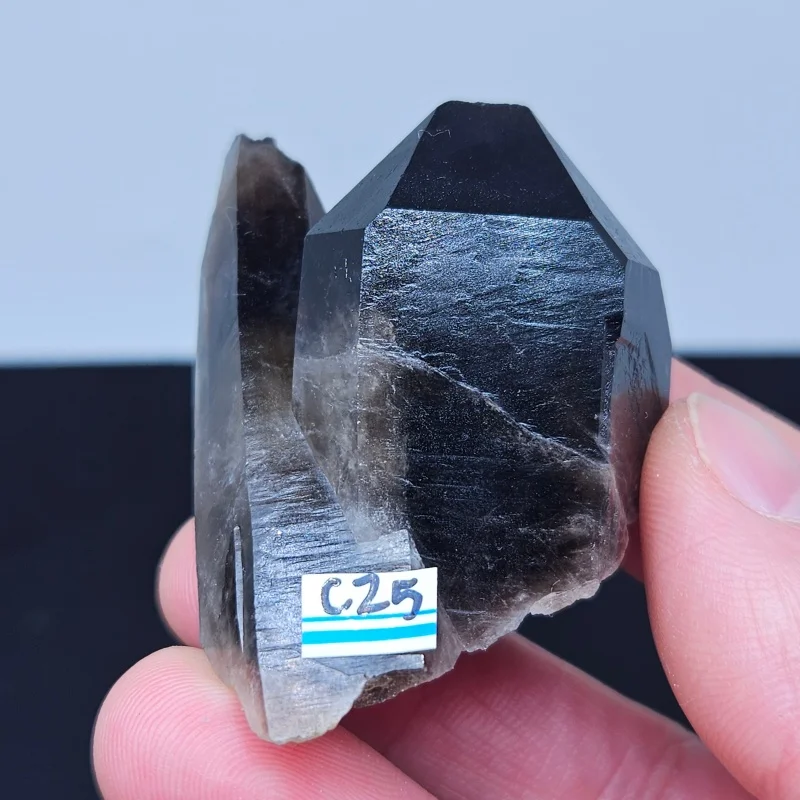 High Quality Smoky Black Crystal Cluster Natural Tawny Quartz Original Ore Specimen for Teaching And Home Decoration view 5